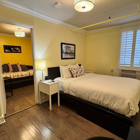 The Sherman Inn Бэйтсвилл Экстерьер фото